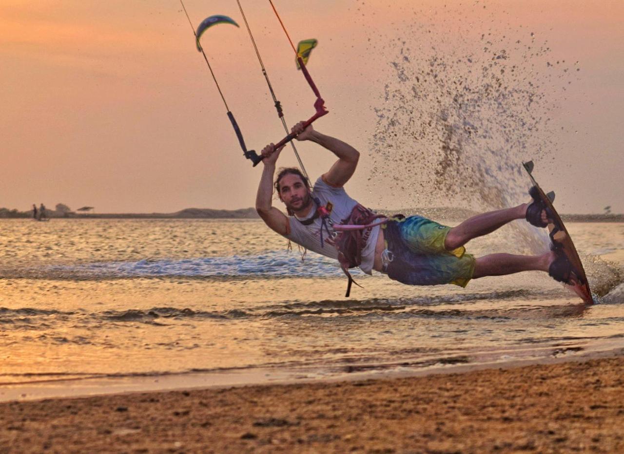 Hotel Kitesurfing Lanka Kalpitiya Exterior foto