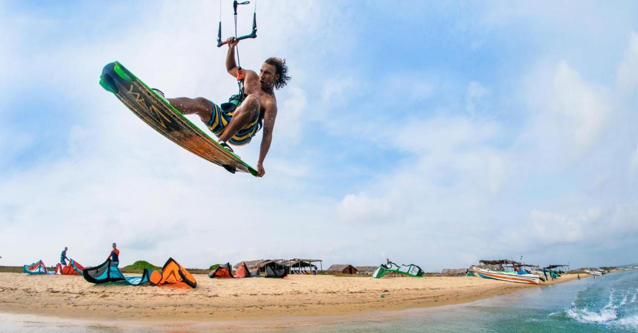 Hotel Kitesurfing Lanka Kalpitiya Exterior foto